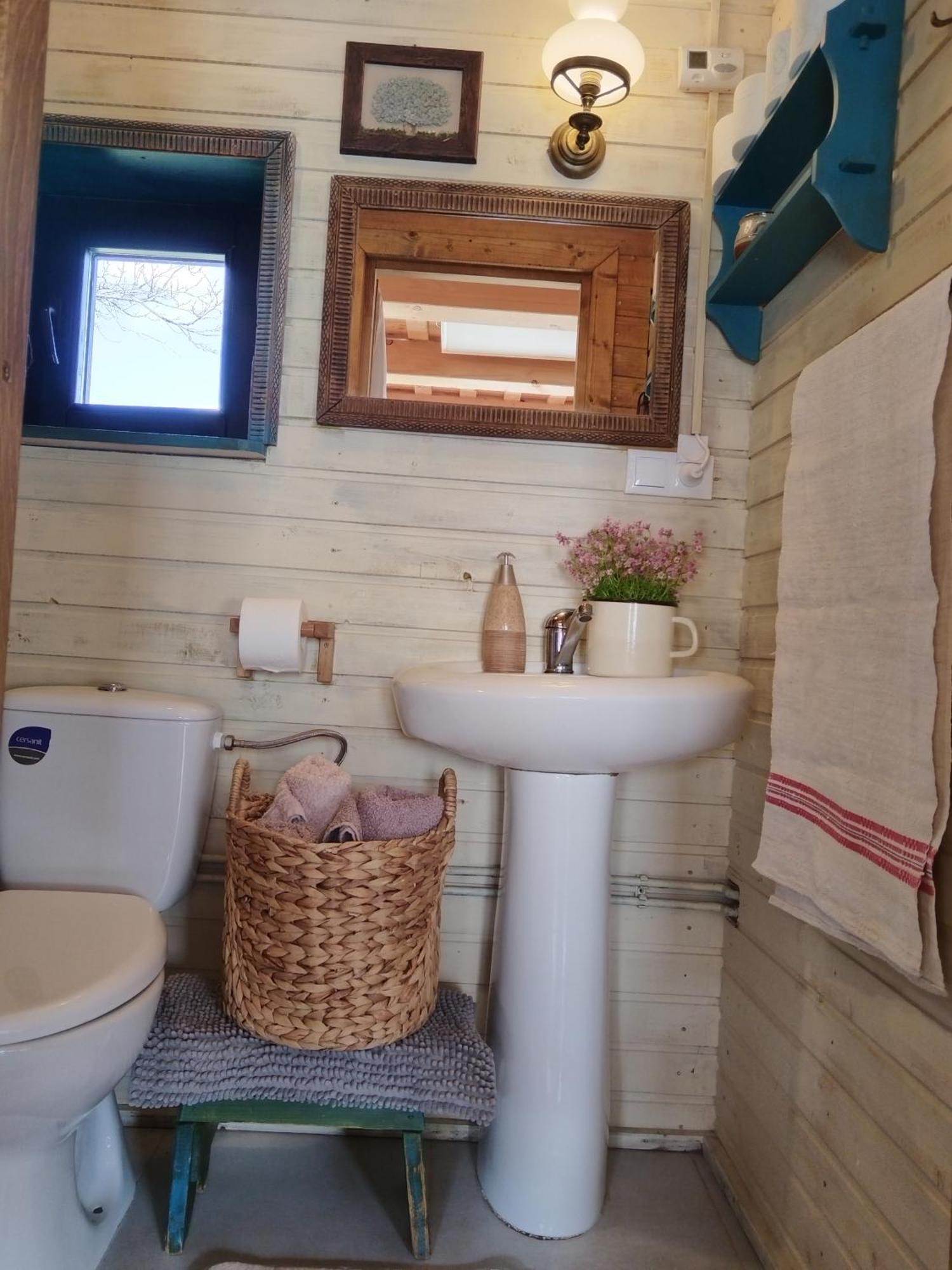 Small Apartment In Breb S Cosy Barn 외부 사진